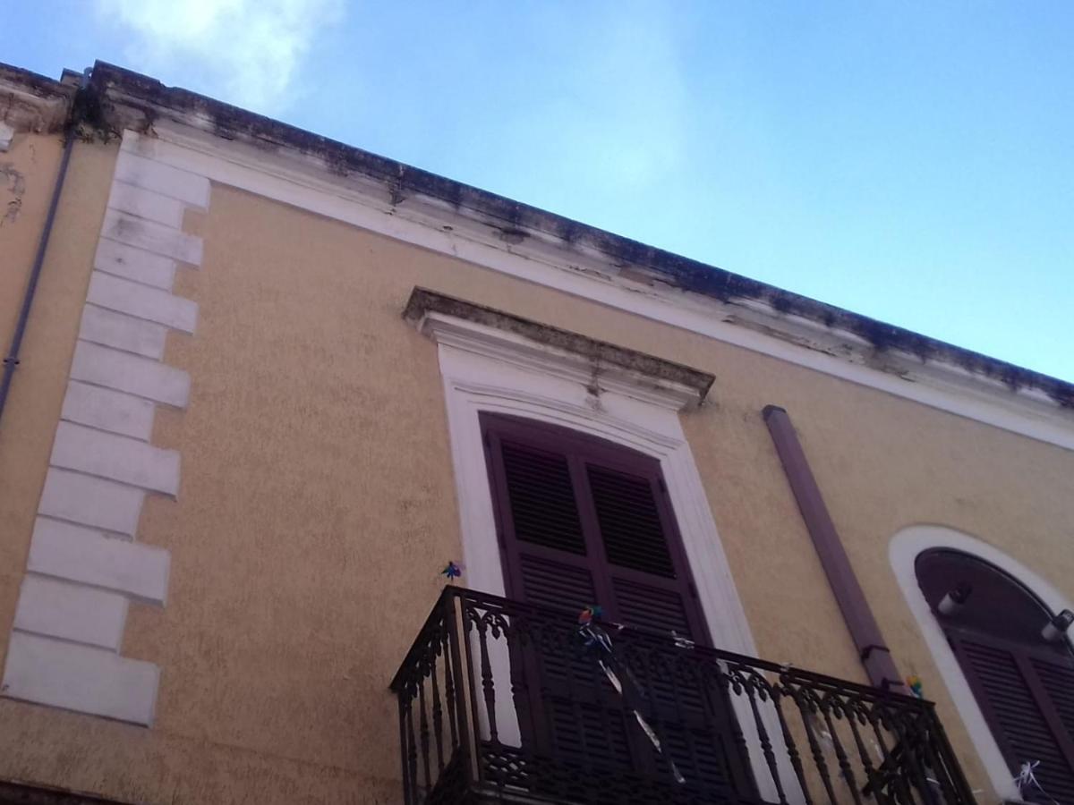 Happy House Salento Apartment Brindisi Eksteriør bilde