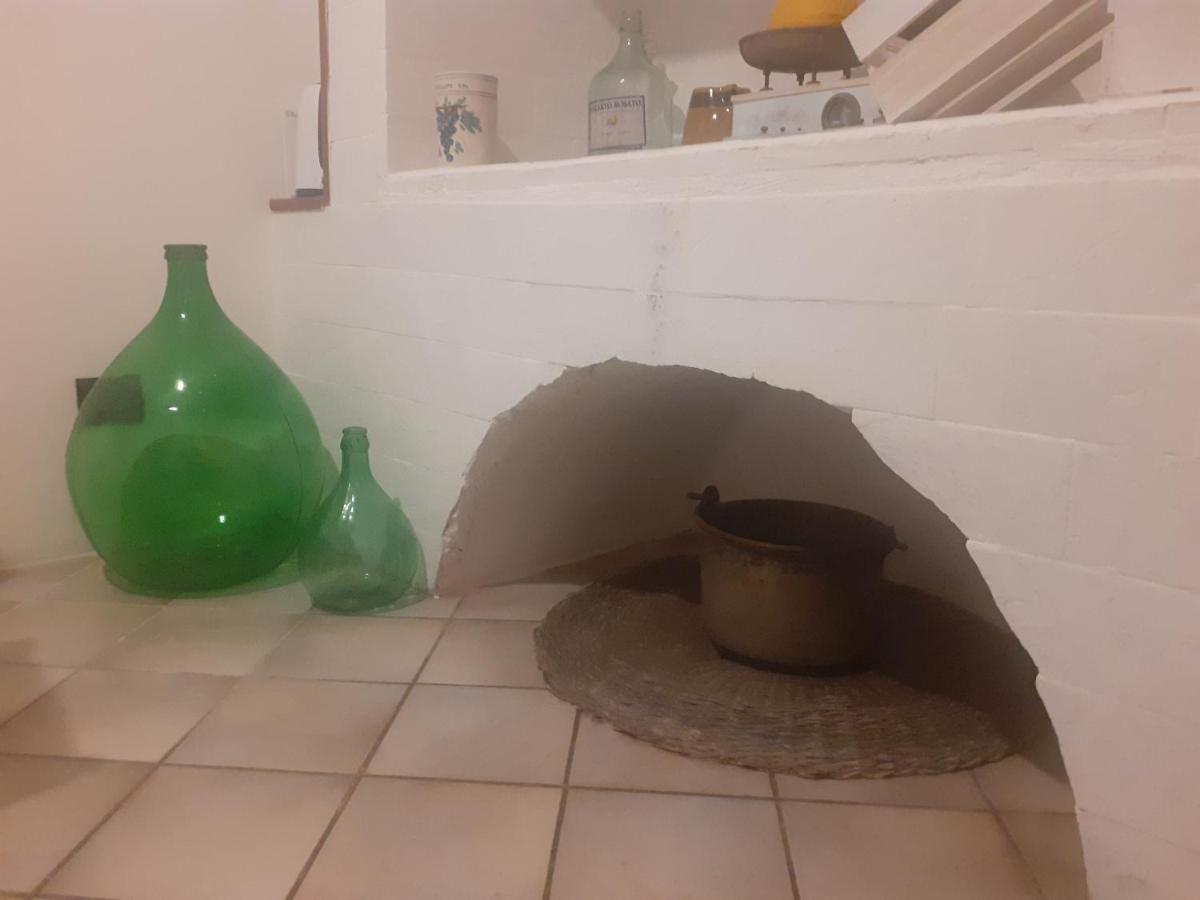 Happy House Salento Apartment Brindisi Eksteriør bilde